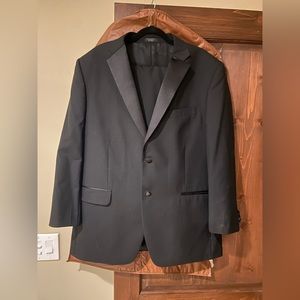 Men’s Tuxedo